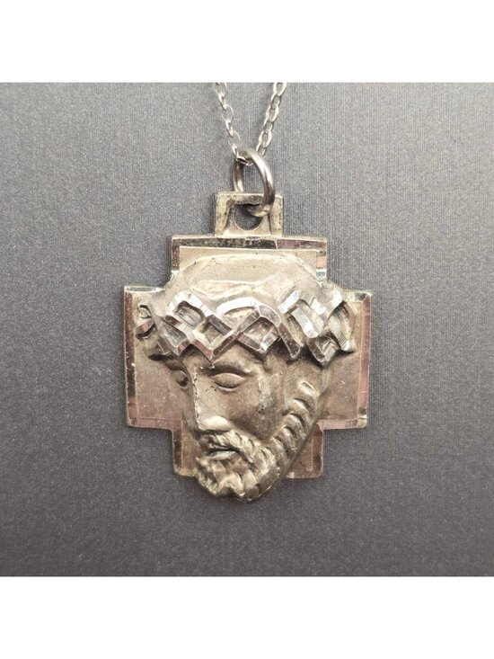 Vintage Chapel Sterling Silver Agony of Christ Pendant Necklace Brutalist 1976 - Picture 4 of 15